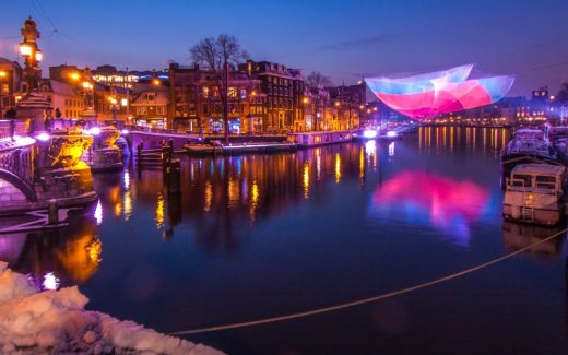 Фестиваль света Amsterdam Light Festival.