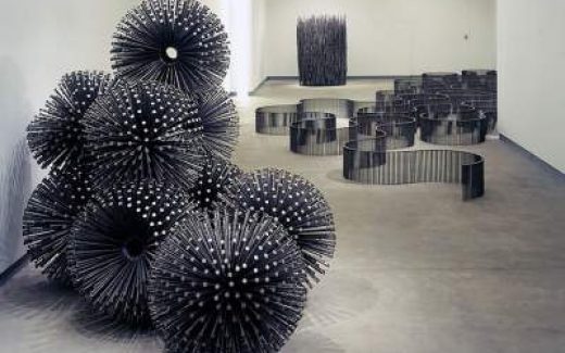 скульптуры из гвоздей , автор Джон Бисби