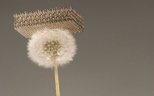 сверх легкий металл , который в 100 раз легче пенопласта