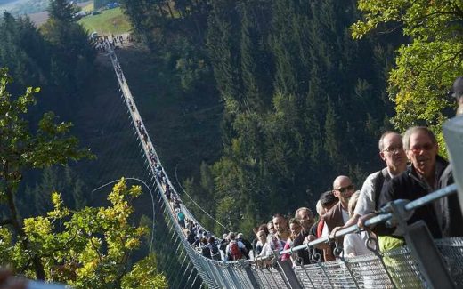 самый длинны йподвесной мост в Германии
