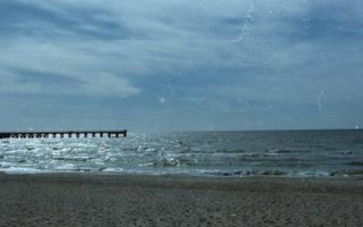 море, берег, причал