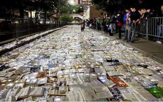 Literature vs. Traffic — «Литература против дорожного движения»