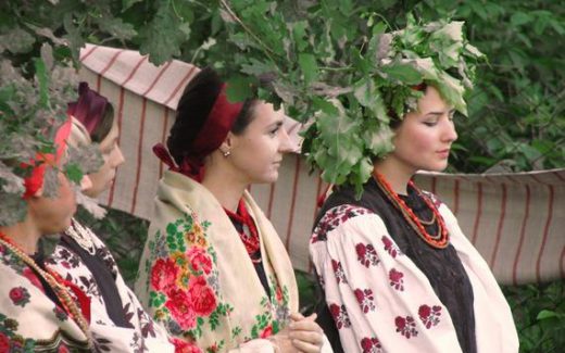 участниці гурту Серпанок