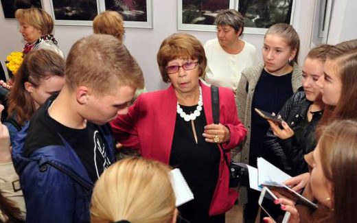 Наталья Говорухина на открытии персональной выставки "Ріка часу"