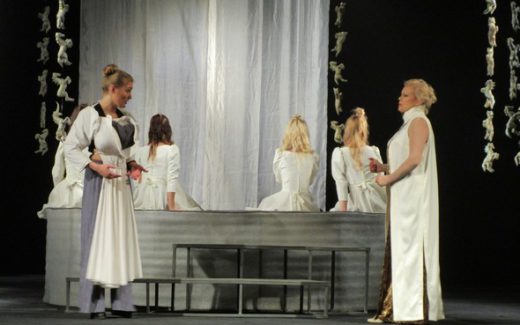 спектакль "Стекляний зверинец" (Скляний зверинец)