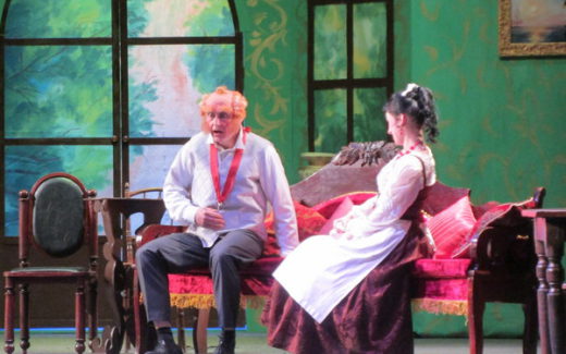 Первое действие спектакля "Наследники Рабурдена"