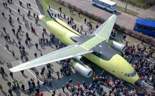 украинский самолет Ан-178,