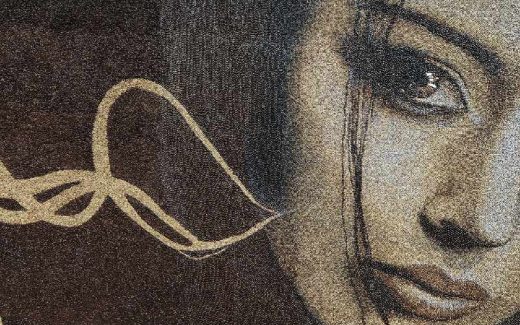 девушка с ароматом кофе