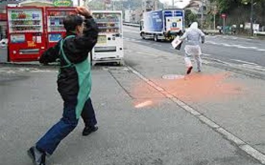 японцы борятся спреступностью с помощью оранжевых шариков