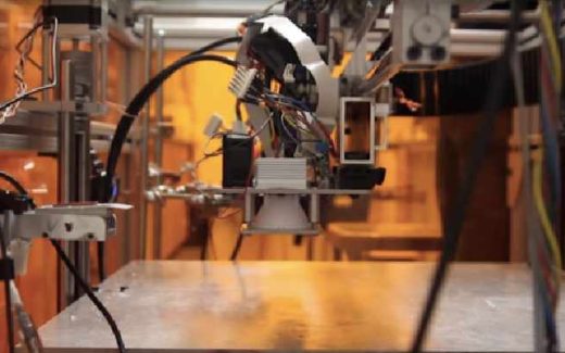 принтер, печатающий 10 материалами одновременно